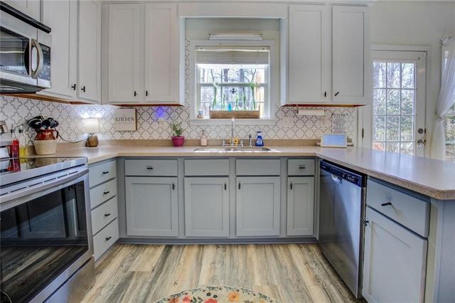 139 Loam Drive, Mcdonough, GA 30252