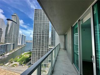 500 Brickell Avenue 2407, Miami, FL 33131