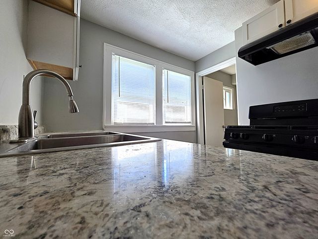 3907 Hoyt Avenue, Indianapolis, IN 46203