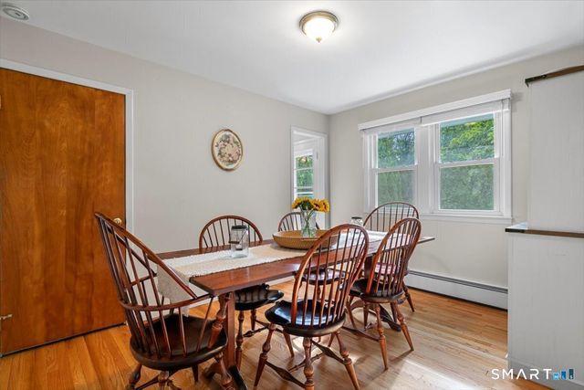 565 Pond Point Avenue, Milford, CT 06460