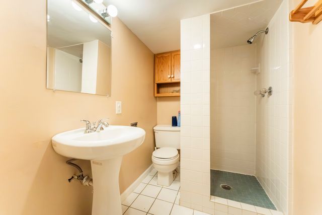 6120 W School Street, Chicago, IL 60634