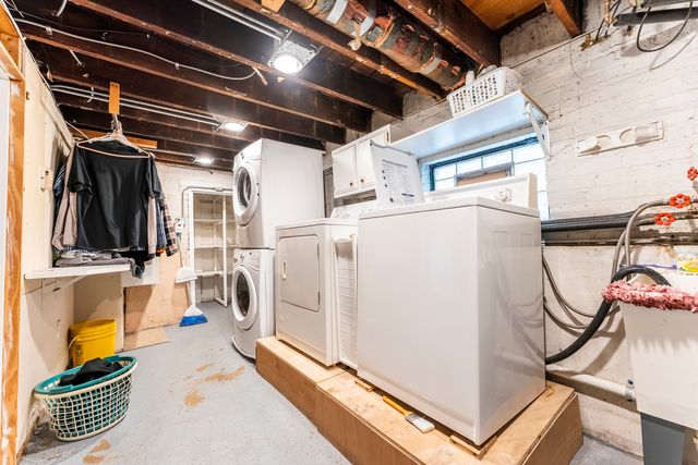 6120 W School Street, Chicago, IL 60634