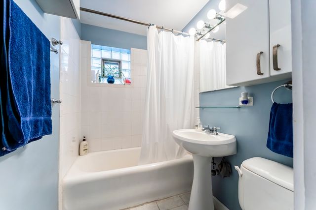 6120 W School Street, Chicago, IL 60634