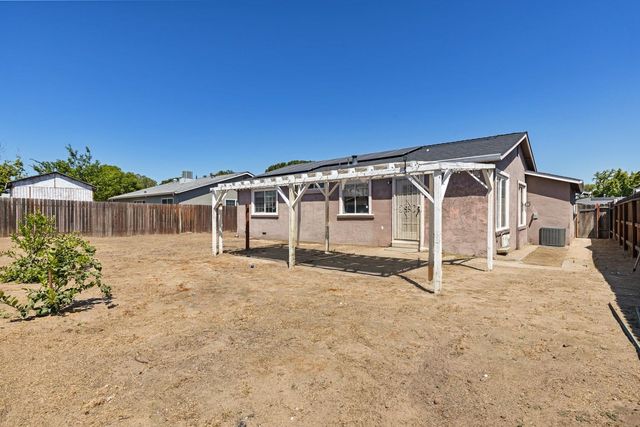 576 Lode St, Manteca, CA 95336