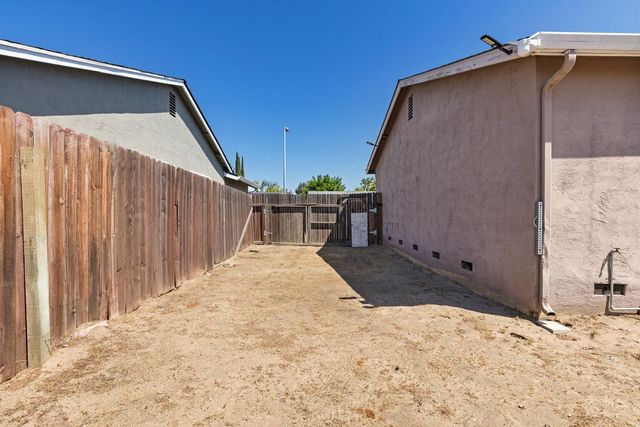 576 Lode St, Manteca, CA 95336