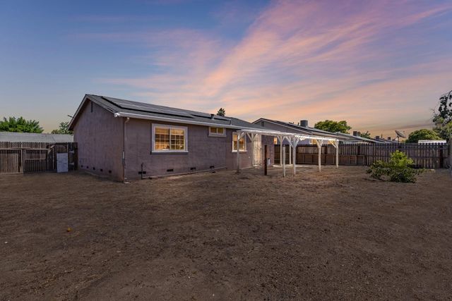 576 Lode St, Manteca, CA 95336