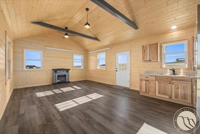 13 Wireless Way, Roberts, MT 59070