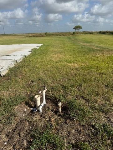 93 Second Street, Palacios, TX 77465