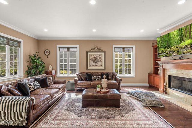 1737 Fairmount Avenue, La Canada Flintridge, CA 91011