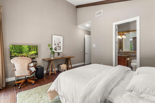 1737 Fairmount Avenue, La Canada Flintridge, CA 91011
