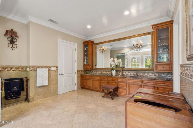 1737 Fairmount Avenue, La Canada Flintridge, CA 91011
