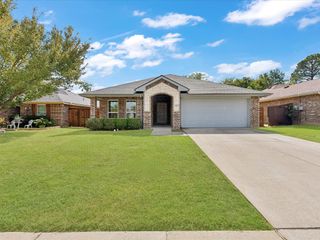 810 Ranch Road, Dallas, TX 75253