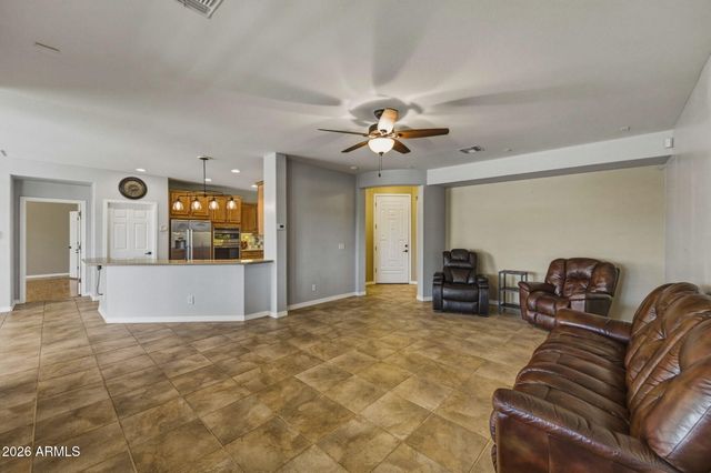 1197 W DESERT LILY Drive, San Tan Valley, AZ 85143
