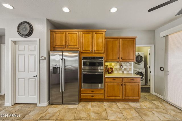 1197 W DESERT LILY Drive, San Tan Valley, AZ 85143