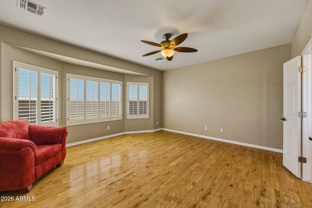 1197 W DESERT LILY Drive, San Tan Valley, AZ 85143