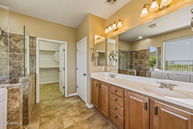 1197 W DESERT LILY Drive, San Tan Valley, AZ 85143