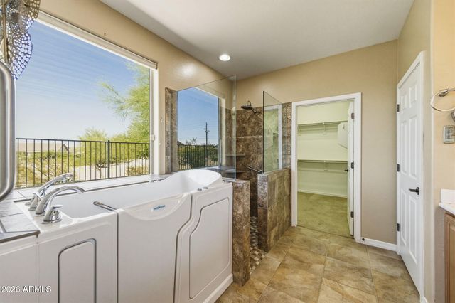 1197 W DESERT LILY Drive, San Tan Valley, AZ 85143
