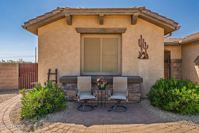 1197 W DESERT LILY Drive, San Tan Valley, AZ 85143