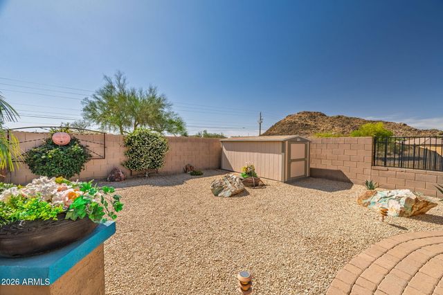 1197 W DESERT LILY Drive, San Tan Valley, AZ 85143