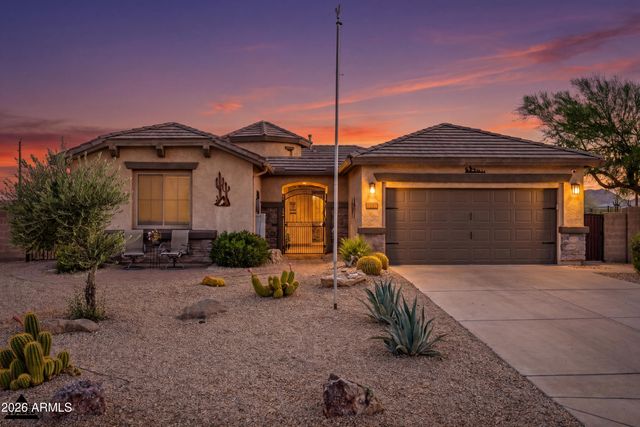 1197 W DESERT LILY Drive, San Tan Valley, AZ 85143