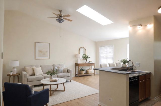 727 Nantucket Way, Island Lake, IL 60042