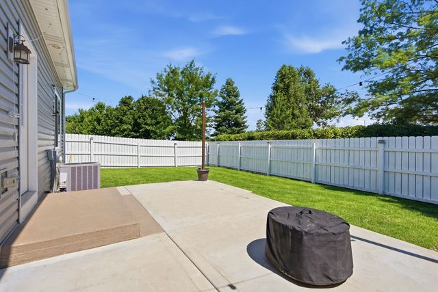 4028 Brady Street, Yorkville, IL 60560