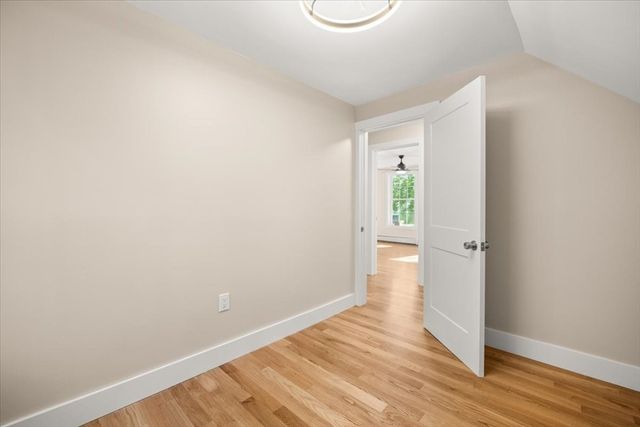 33 Brookline St, Abington, MA 02351