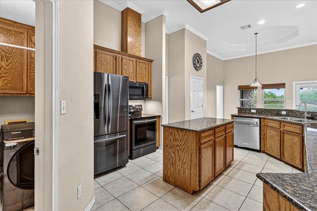 6325 Oso Pkwy, Corpus Christi, TX 78414