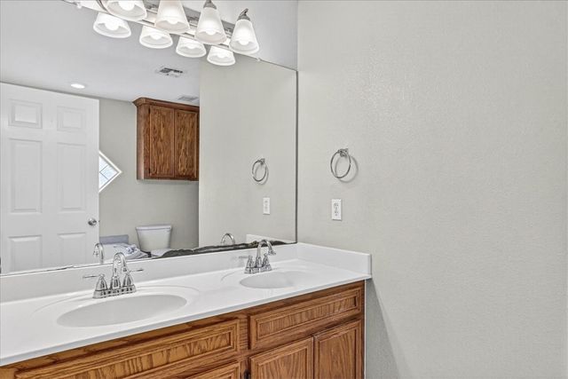 6325 Oso Pkwy, Corpus Christi, TX 78414