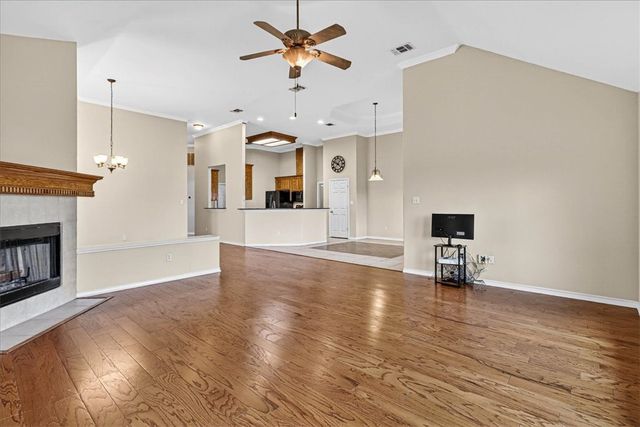 6325 Oso Pkwy, Corpus Christi, TX 78414