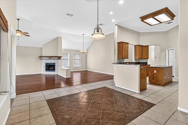 6325 Oso Pkwy, Corpus Christi, TX 78414