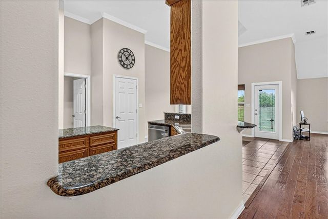 6325 Oso Pkwy, Corpus Christi, TX 78414