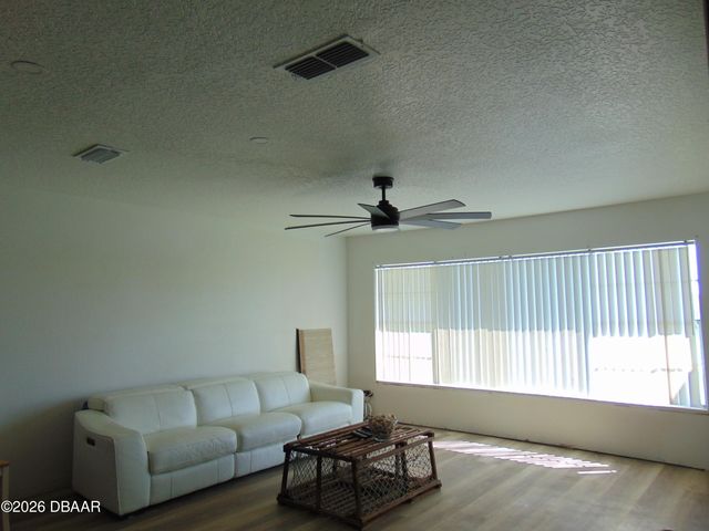 1210 Harbour Point Drive, Port Orange, FL 32127