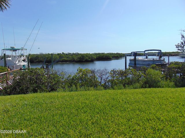 1210 Harbour Point Drive, Port Orange, FL 32127