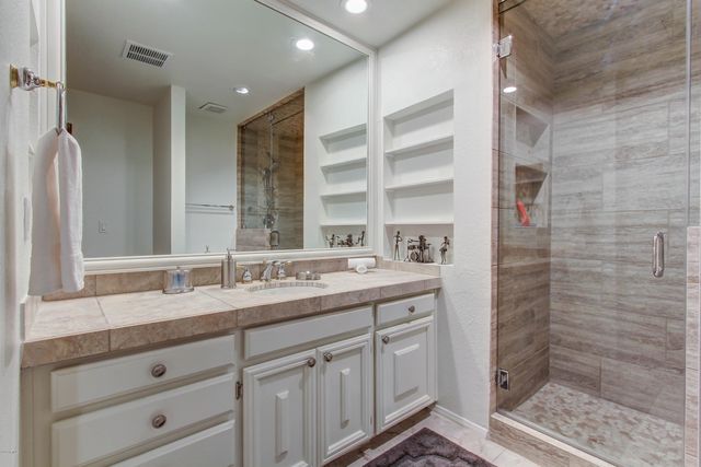 8082 E VIA DEL DESIERTO --, Scottsdale, AZ 85258