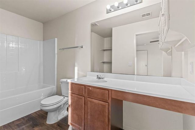 1853 Schooner Road, El Reno, OK 73036