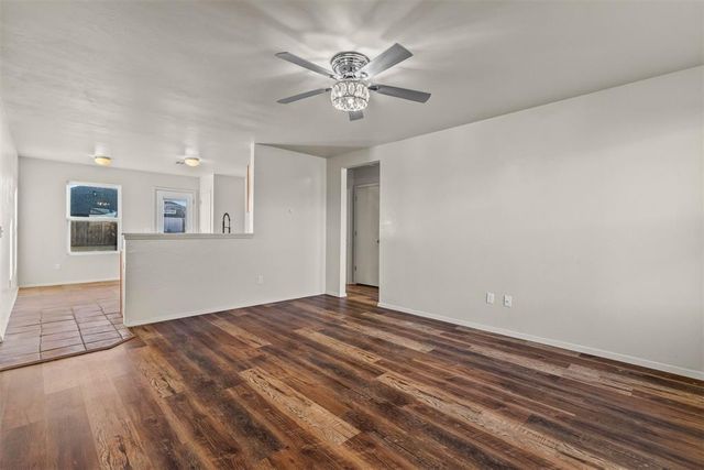 1853 Schooner Road, El Reno, OK 73036