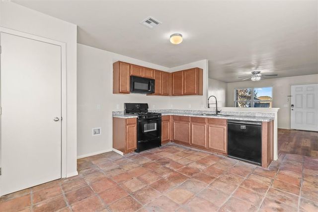 1853 Schooner Road, El Reno, OK 73036