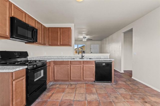 1853 Schooner Road, El Reno, OK 73036