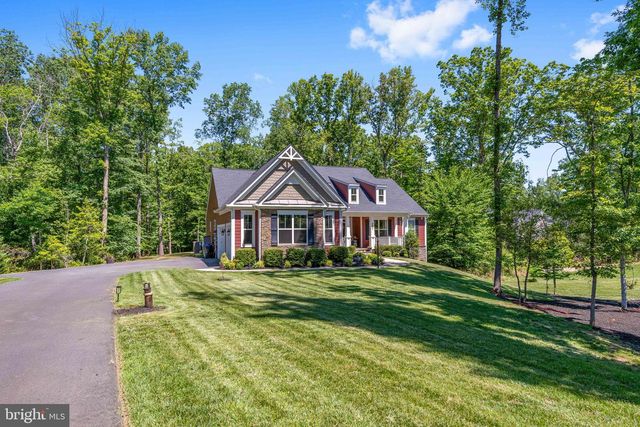 8007 ASHFORD DR, Fredericksburg, VA 22407
