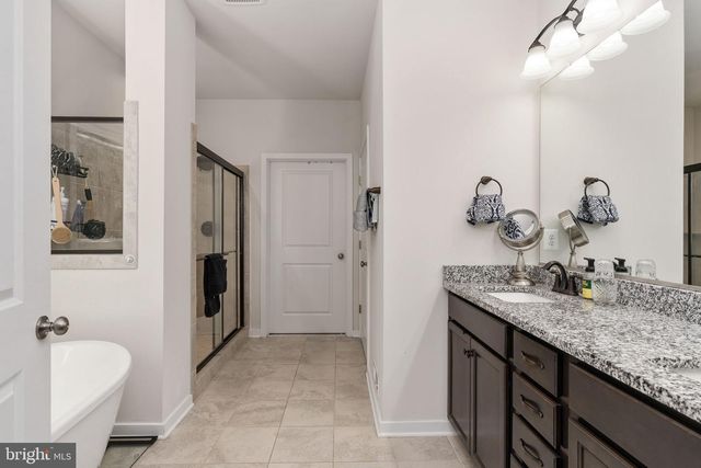 8007 ASHFORD DR, Fredericksburg, VA 22407