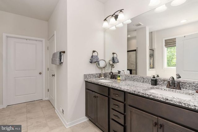 8007 ASHFORD DR, Fredericksburg, VA 22407