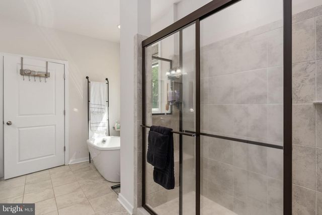 8007 ASHFORD DR, Fredericksburg, VA 22407