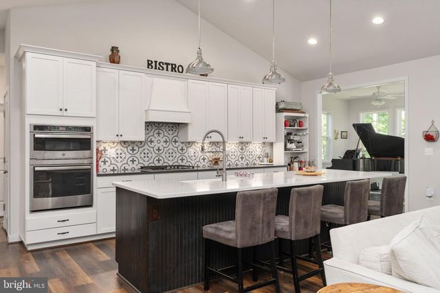 8007 ASHFORD DR, Fredericksburg, VA 22407