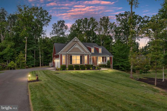 8007 ASHFORD DR, Fredericksburg, VA 22407