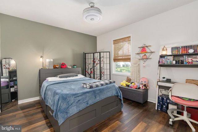 8007 ASHFORD DR, Fredericksburg, VA 22407