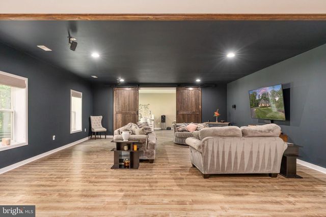 8007 ASHFORD DR, Fredericksburg, VA 22407