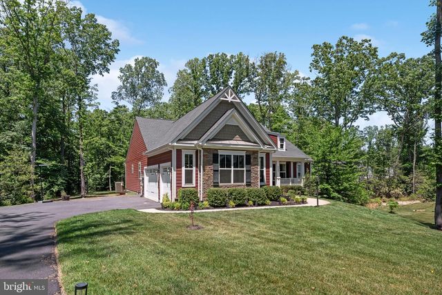 8007 ASHFORD DR, Fredericksburg, VA 22407