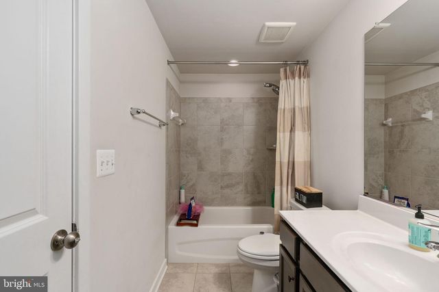 8007 ASHFORD DR, Fredericksburg, VA 22407