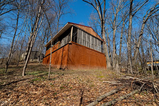 7665 E Butterman, Rockville, IN 47872